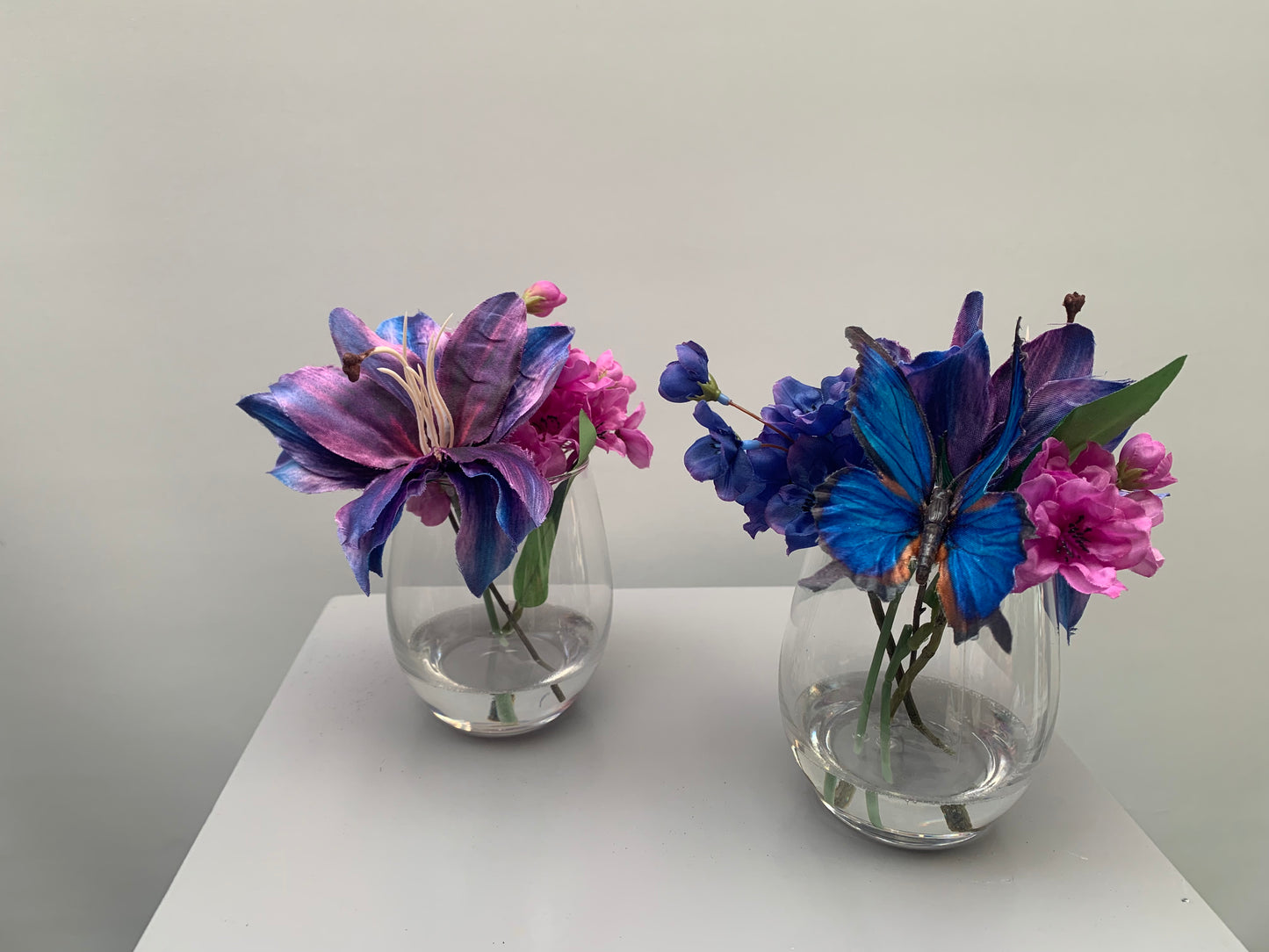 Workshop 2 glazen vaasjes bloemen/giethars