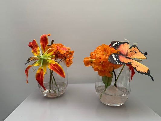 Workshop 2 glazen vaasjes bloemen/giethars